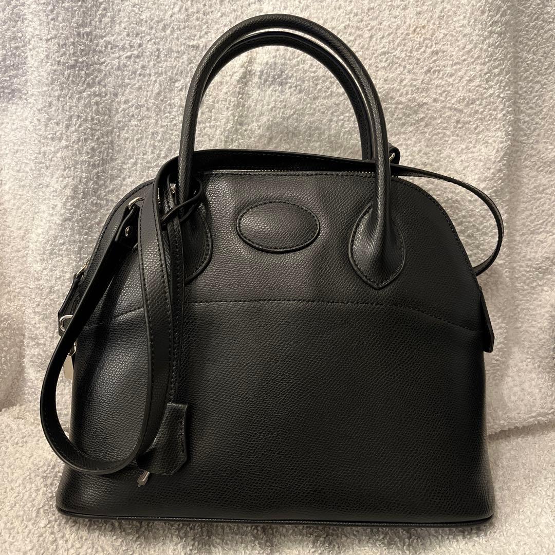 ☆本革　ブガッティ　ハンドバッグ　ブラック　カラー☆