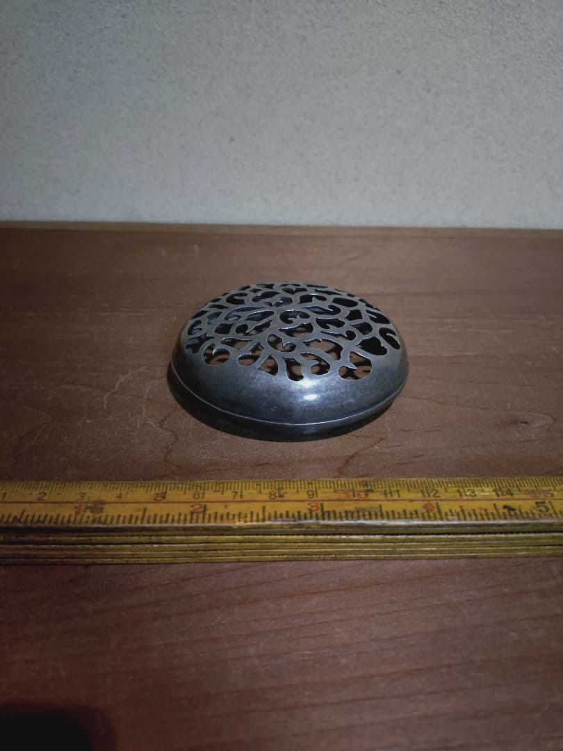 純銀 透かし彫り 唐草紋 火屋 「純銀」刻印