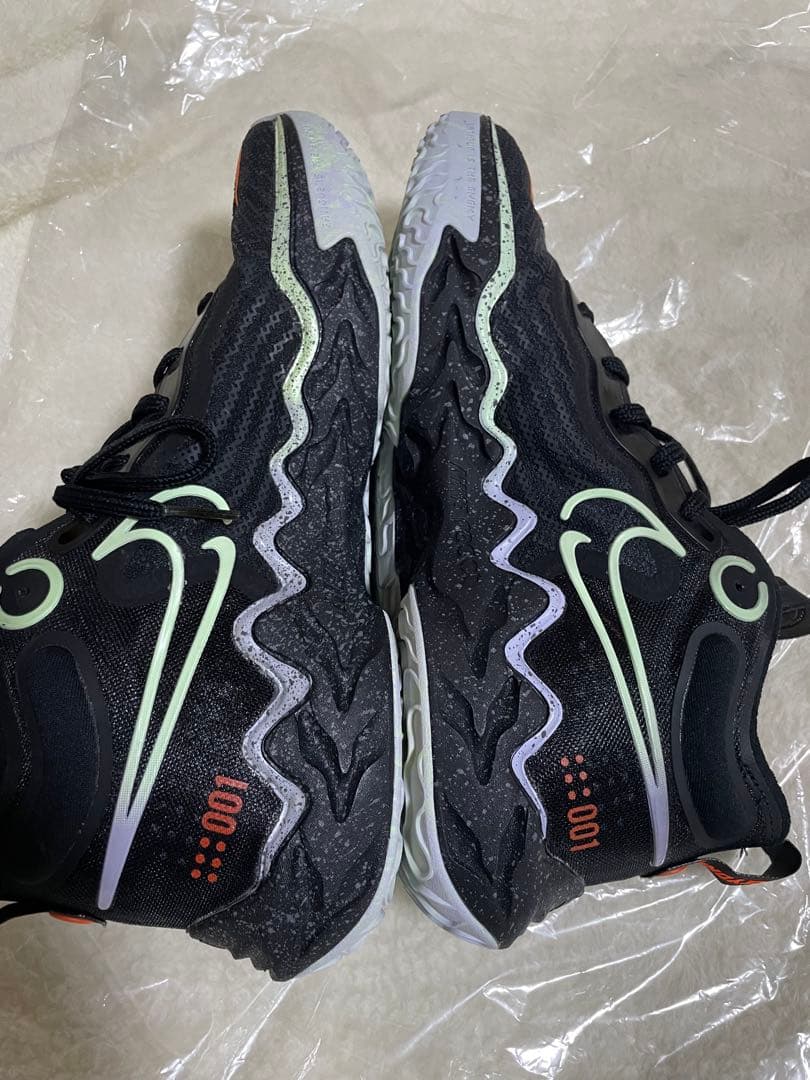 新品未使用！NIKE AIR ZOOM G.T. RUN ナイキ 27cm