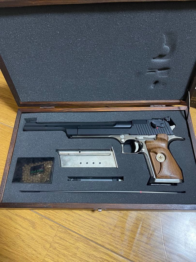 東京マルイ デザートイーグル50AE〈バイオハザード2モデル 10inカスタム〉