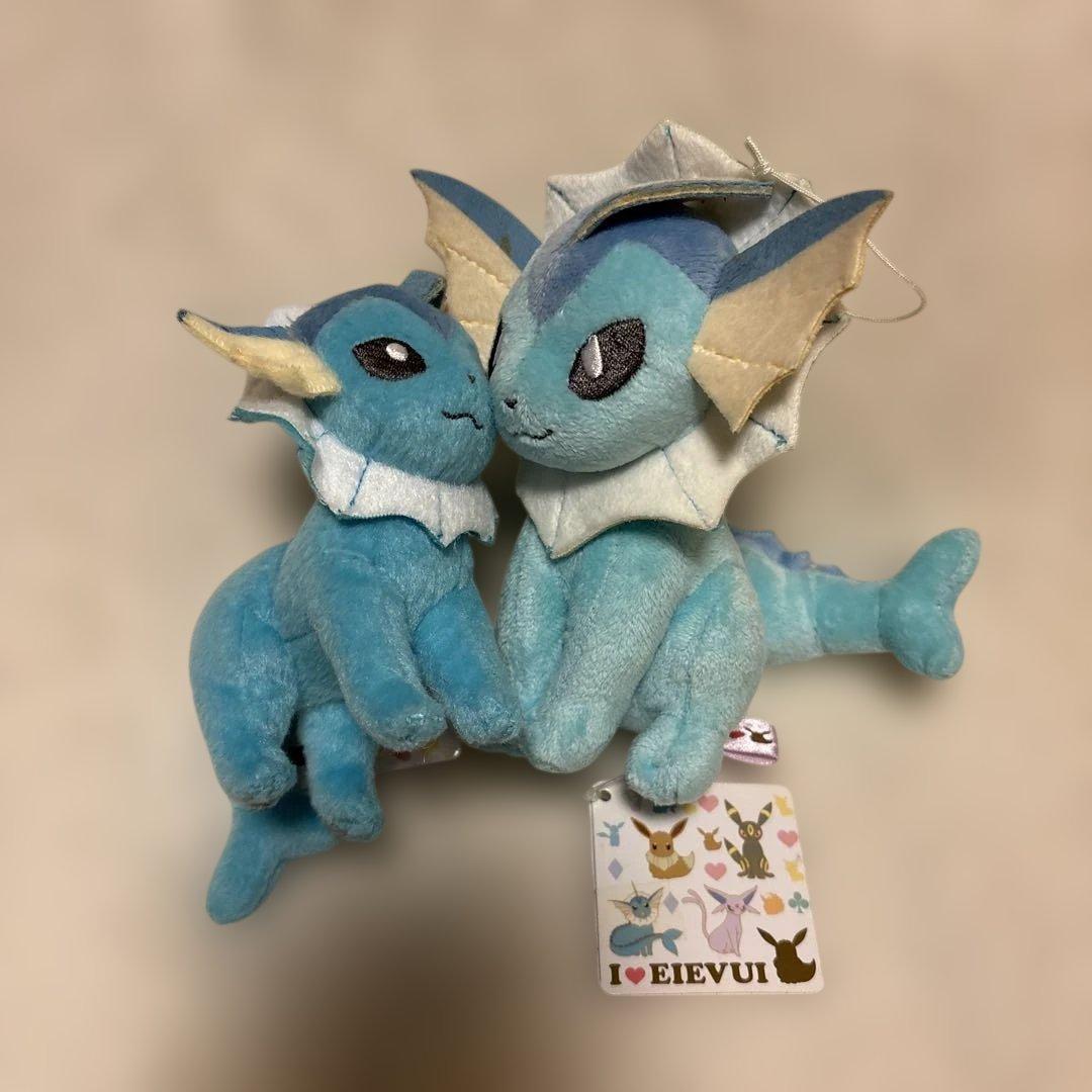 ポケモン　マスコット　ぬいぐるみ　シャワーズ