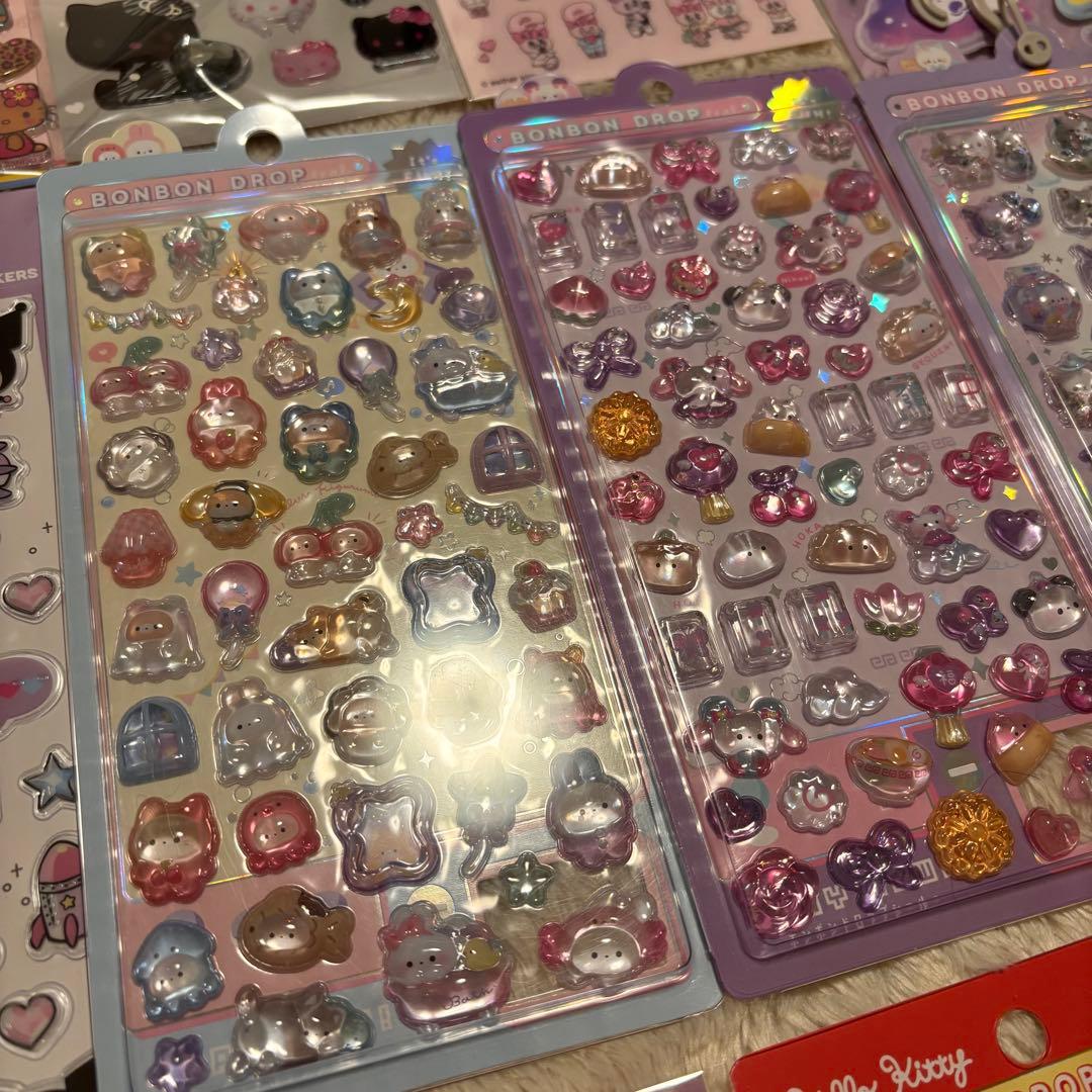 ボンボンドロップシール　肉球　タイル　マシュマロ　シール帳　シール交換　キティ