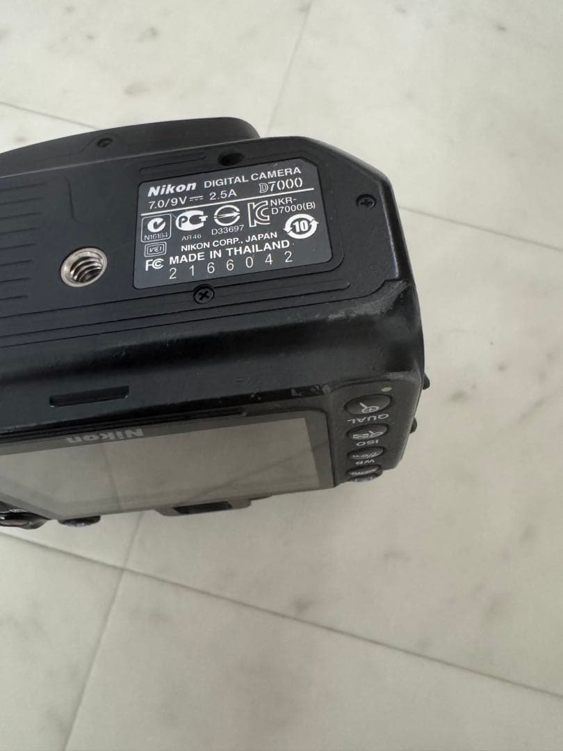 Nikon D7000 デジタル一眼レフ