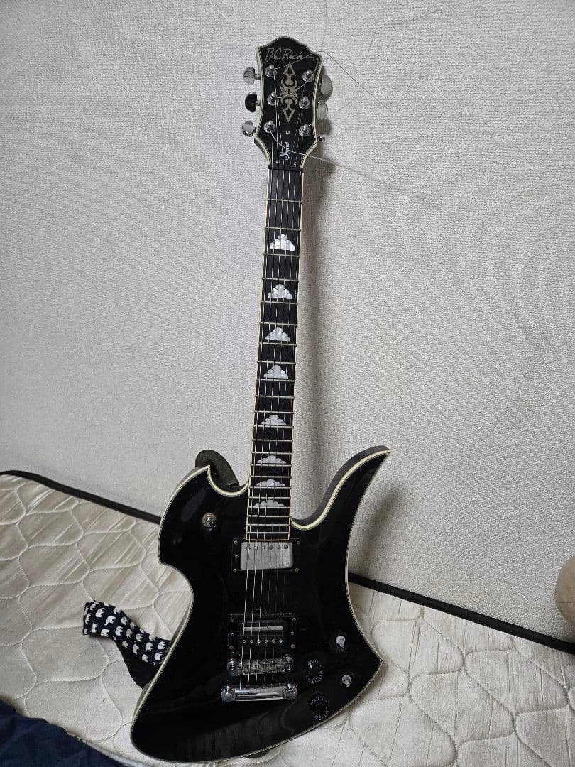 B.C. Rich Mockingbird エレキギター