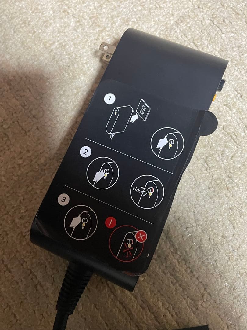 Dyson Airstrait ストレイトナー HT01 ドライヤー　アイロン