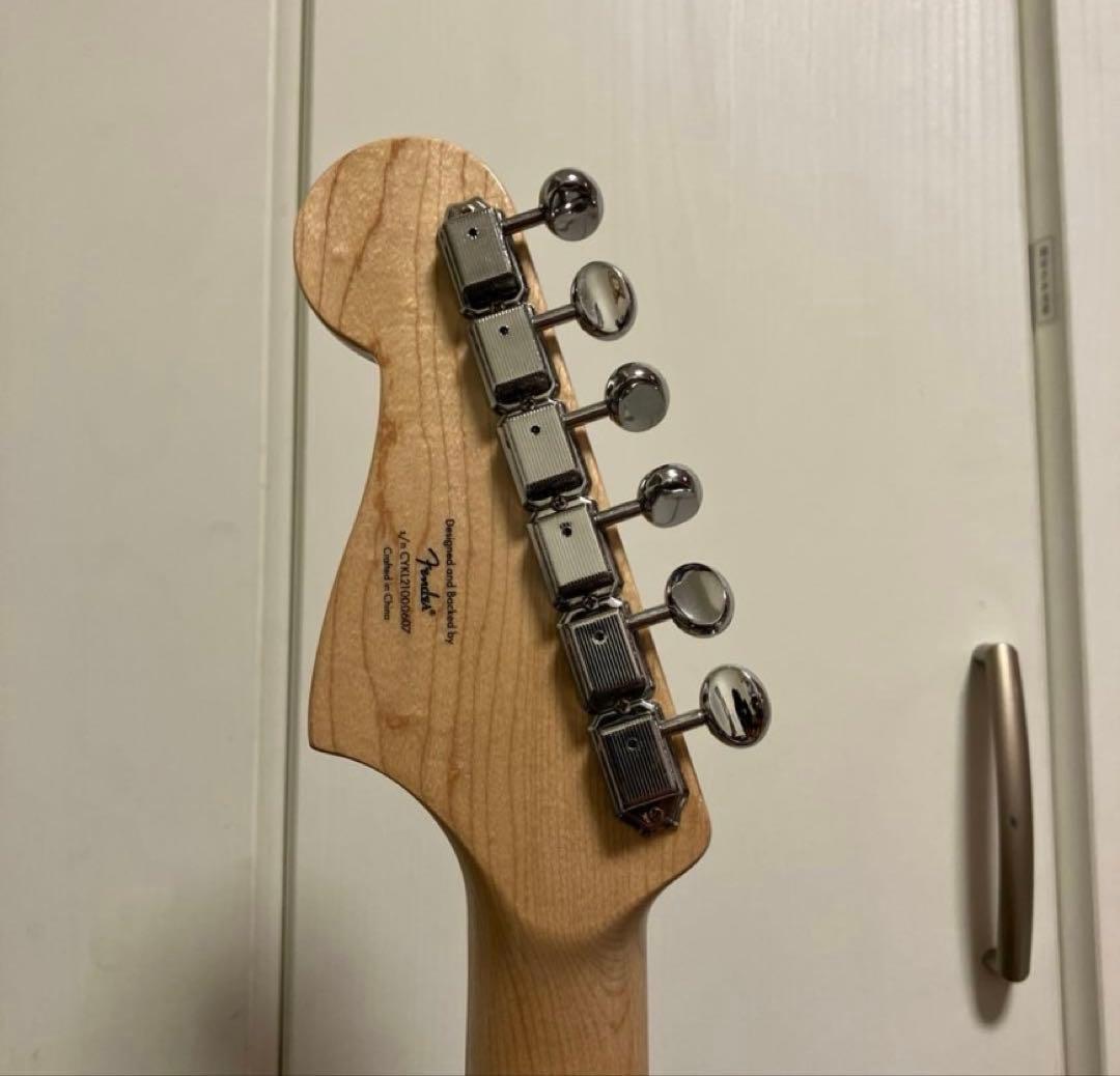 ギター Squier by Fender Paranormal Cyclone