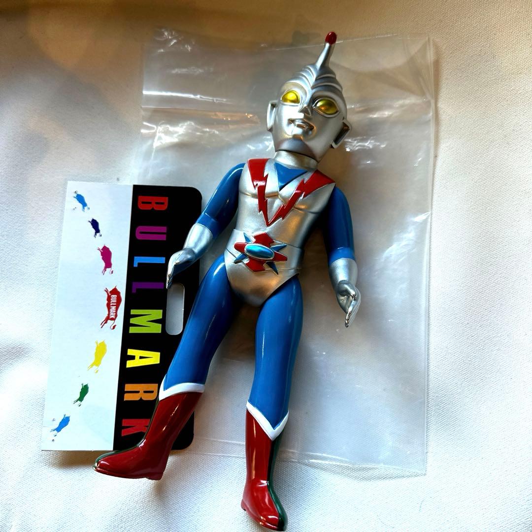 ブルマァク　復刻　流星人間ゾーン　ゾーンファイター　ソフビ