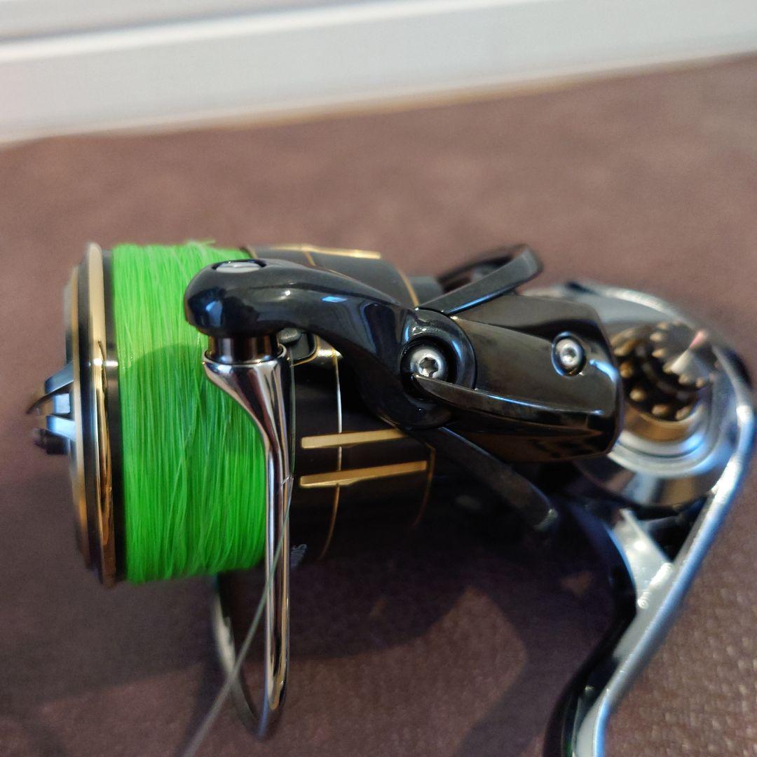 【希少極美品】ダイワ 18イグジスト セミオーダー 4000-CXH