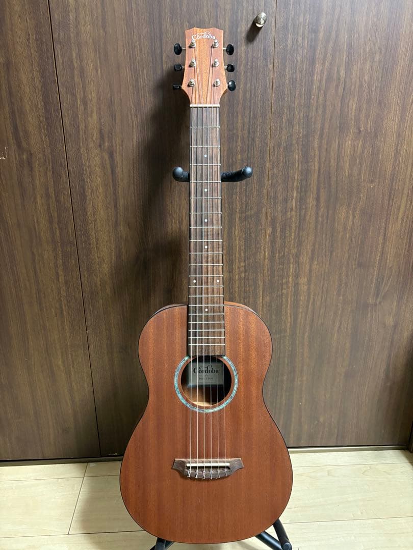 Cordoba Mini II MH ミニ　ナイロン弦ギター