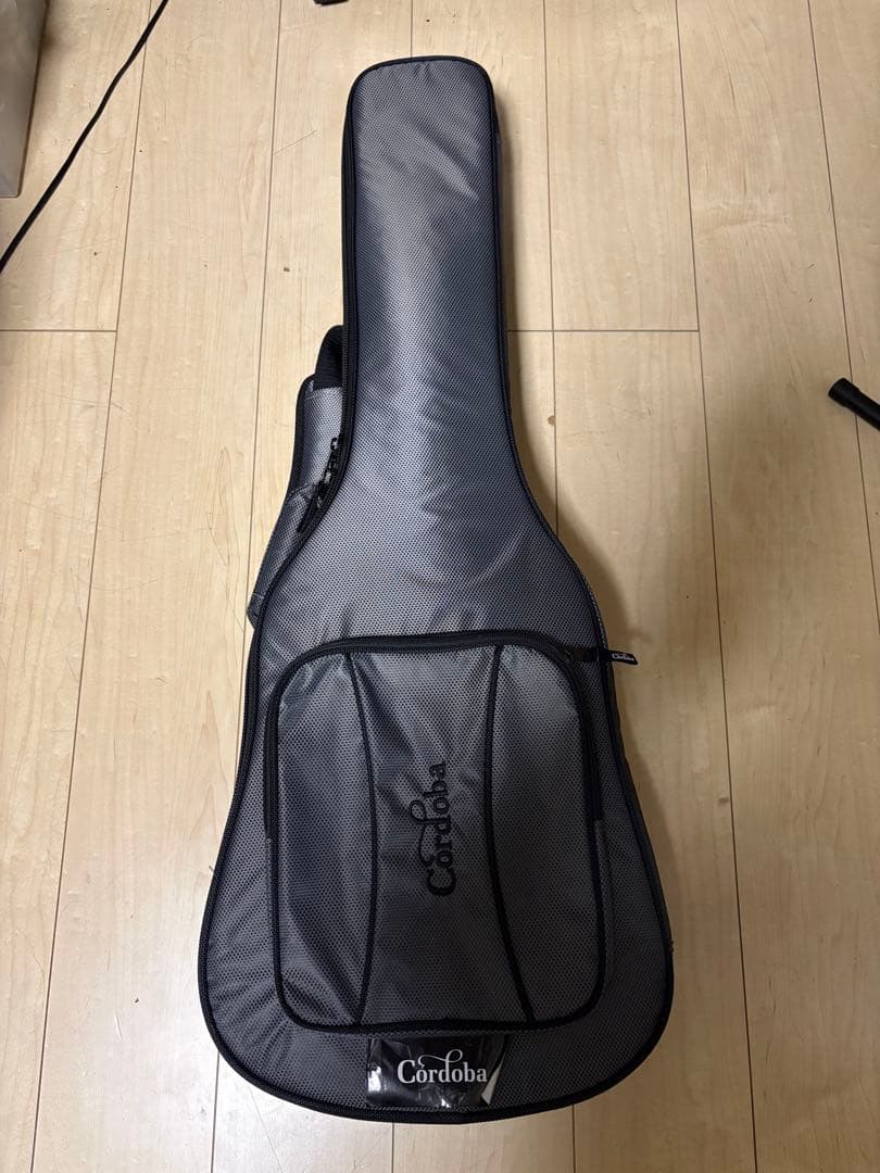 Cordoba Mini II MH ミニ　ナイロン弦ギター