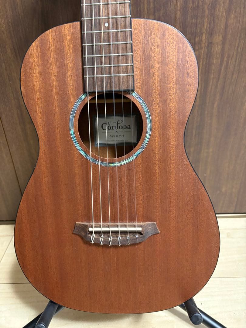 Cordoba Mini II MH ミニ　ナイロン弦ギター