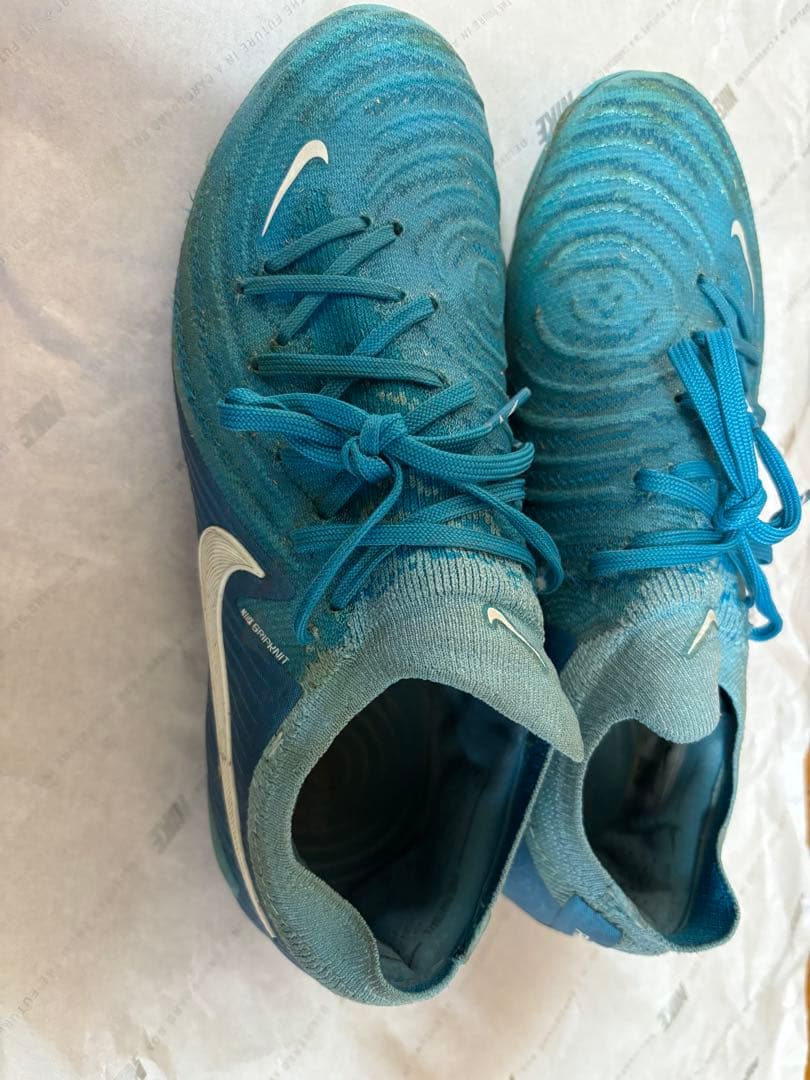 ナイキサッカースパイク　ファントムGX 24cm