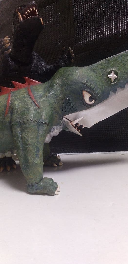 大悪獣ギロン！ボークス、オリエントヒーロー３０センチシリーズ！