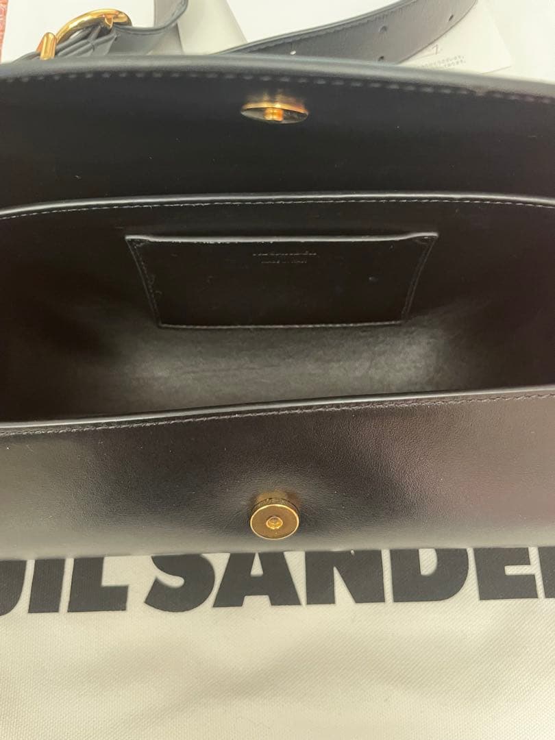 JIL SANDER ブラックレザーショルダーバッグ　カンノーロ