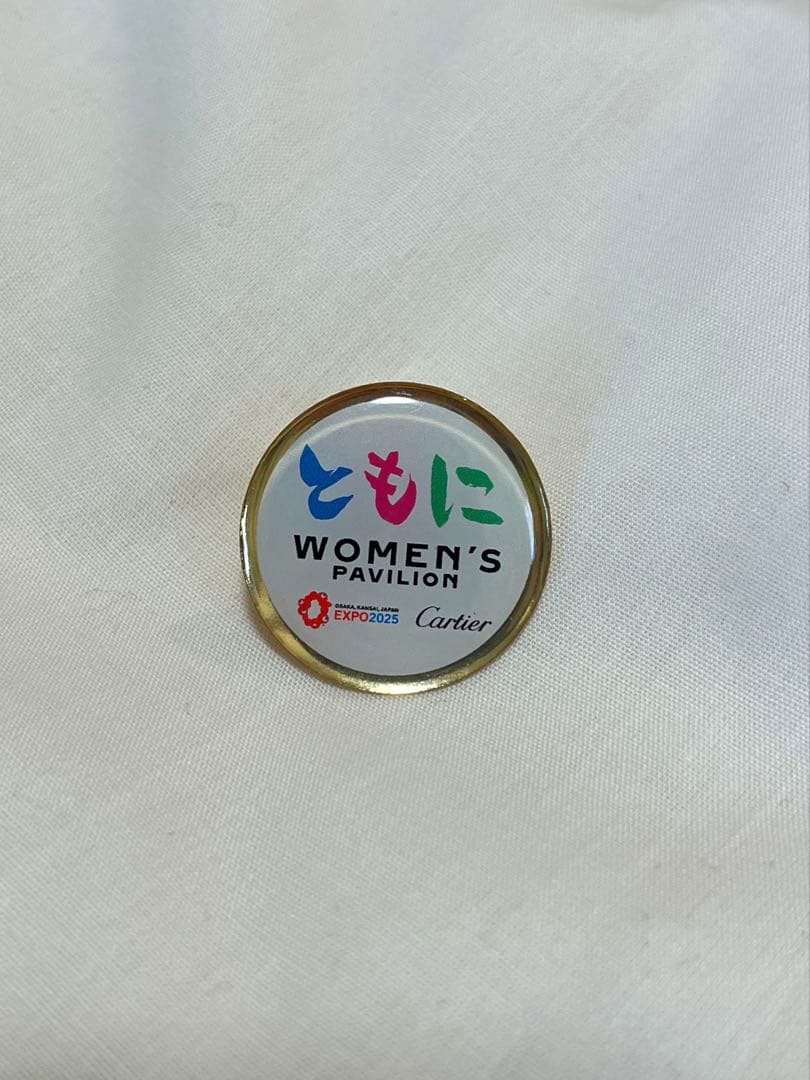 【非売品】大阪関西万博 ウーマンズパビリオン × Cartier ピンバッジ