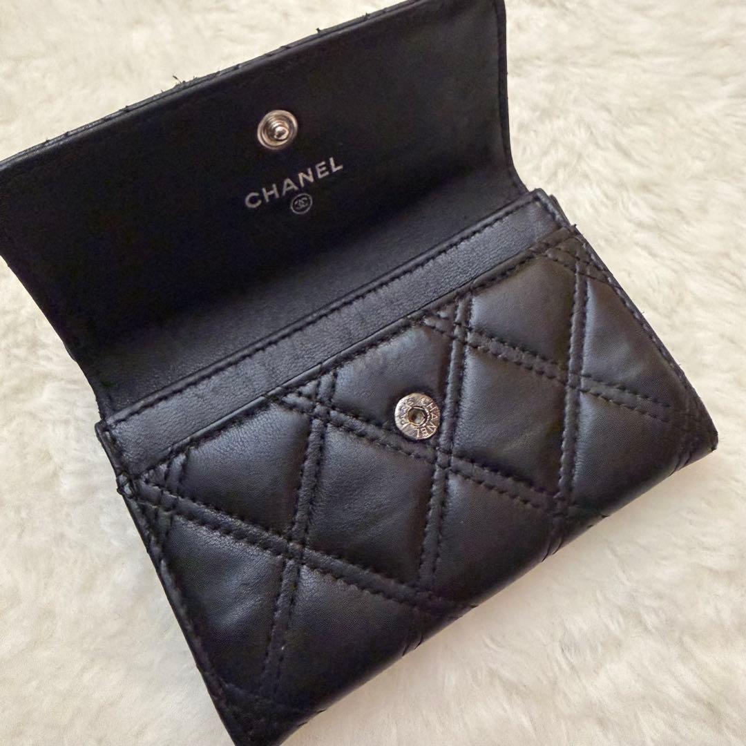 シャネル　マトラッセ　カードケース　名刺入れ　黒　ブラック　ミニ財布　20番台