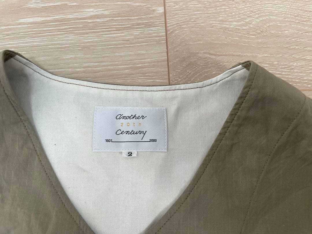 【試着のみ】　another 20th century vest