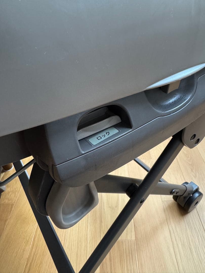 美品 Combi コンビ ネムリラ 電動　ブラウン　動作確認済！！