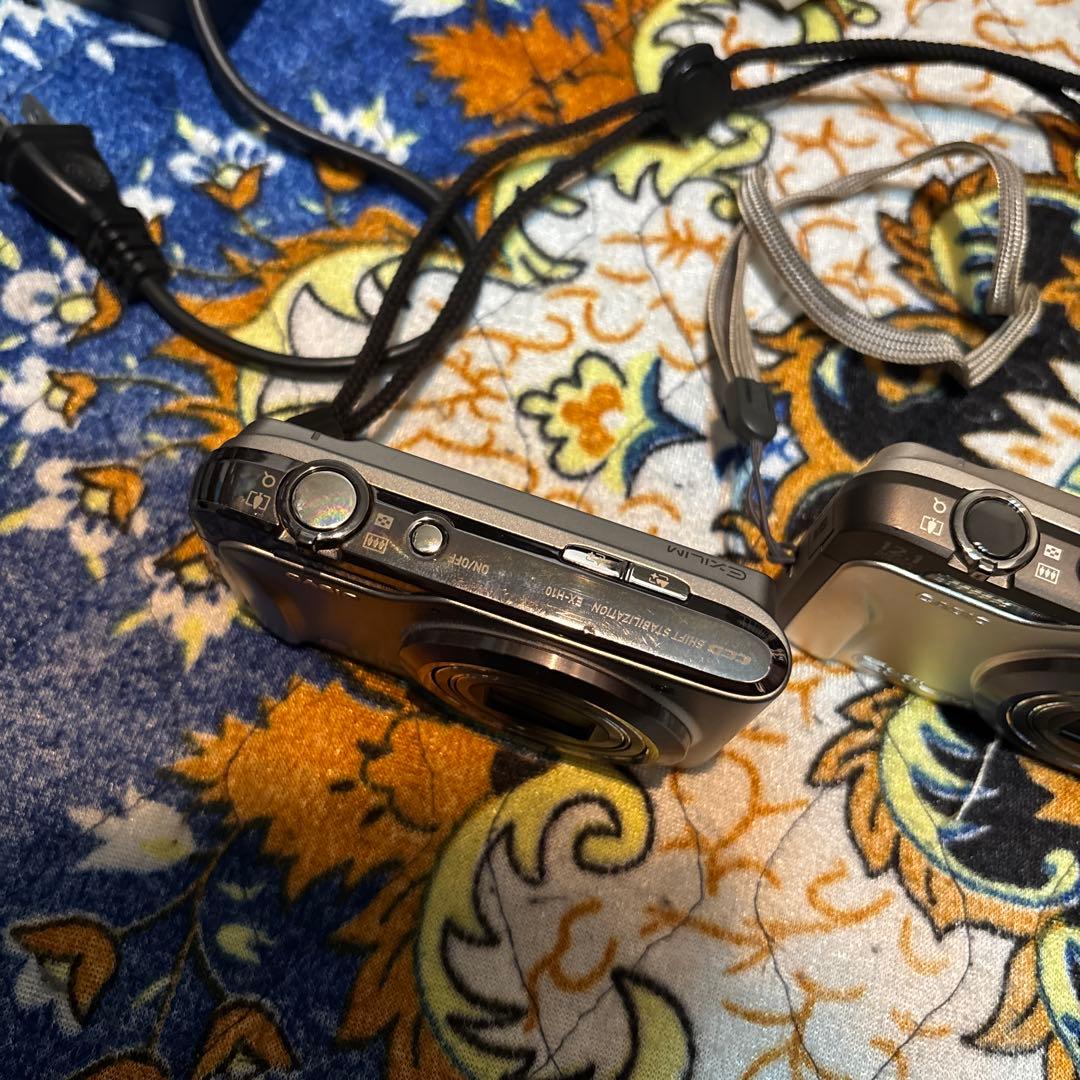 CASIO EXILIM EX-H10 カシオ　デジカメ