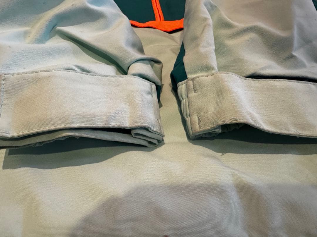 AIRBLASTERエアブラスター　キッズユース　Lサイズ　スノーウェア