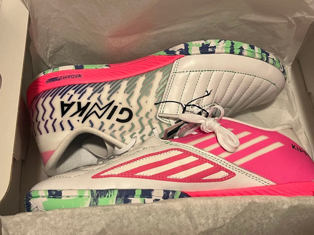 KIPSTA GINGA フットサルシューズ　26㎝★未使用