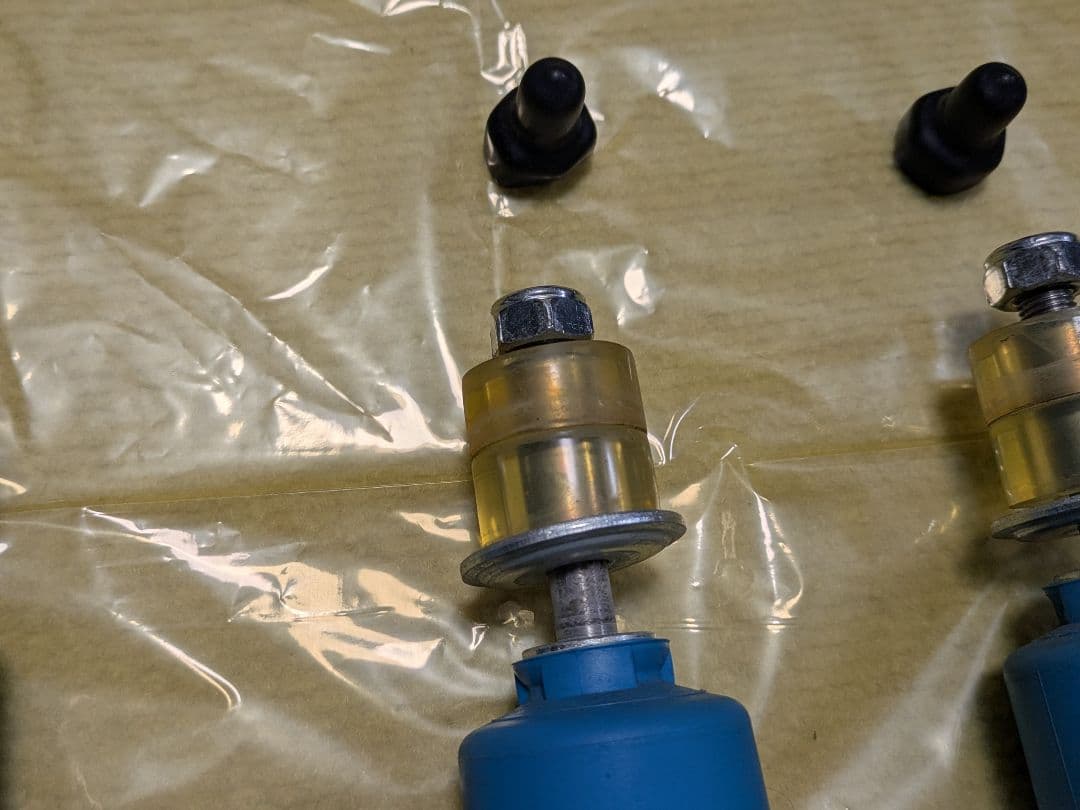 ジムニーJB64、JB74.、シエラ。ビルシュタインショックアブソーバー セット