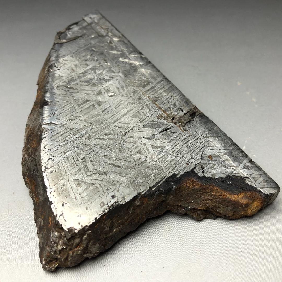 アルタイ隕石　隕石 鉄隕石　エンドカット　ナチュラル　重さ約305ｇ