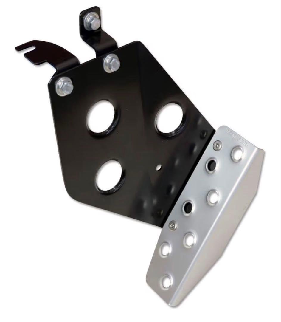 アピオMTドライバーズフットレスト・ジムニーJB64,JB74 4025-15C