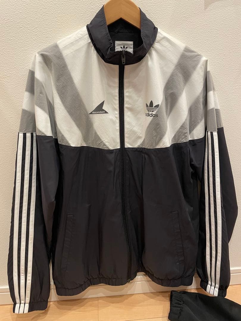 adidas DESCENDANT ナイロンジャケット