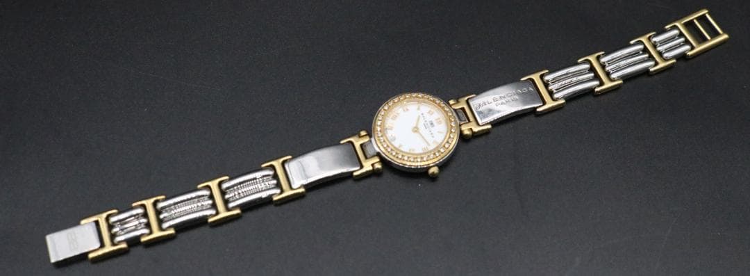 〇BALENCIAGA バレンシアガ レディース 腕時計 クォーツ 箱付き