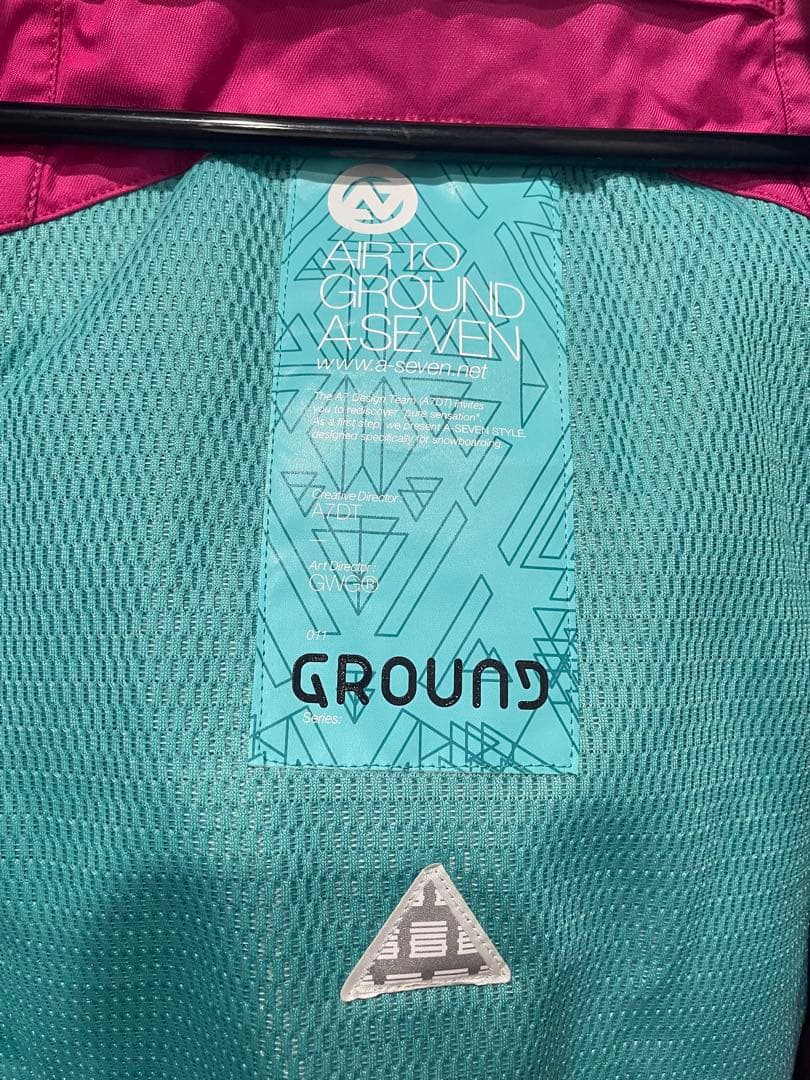 DESCENTE スキーウェア　スノボ　ピンク　新品未使用　レディース　セット