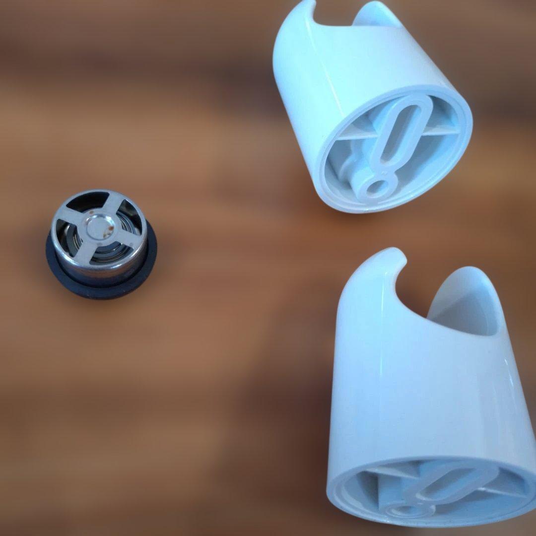 【未使用】SANEI　シャワー　混合栓　ホワイトシャワーヘッドセット