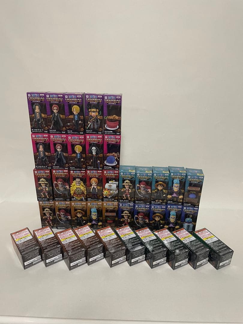 ※超希少　ワンピースワールドコレクタブルフィギュア　トレジャーラリー40体セット