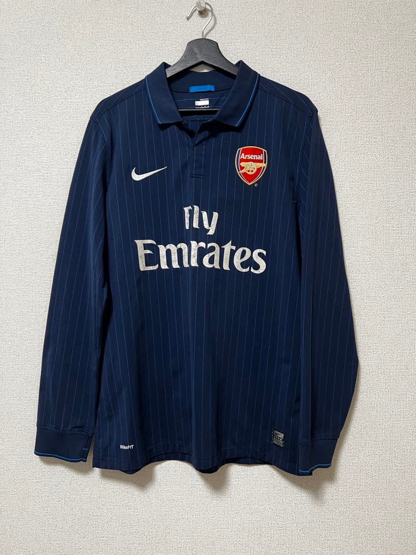 Nike Arsenal ネイビー ストライプシャツ