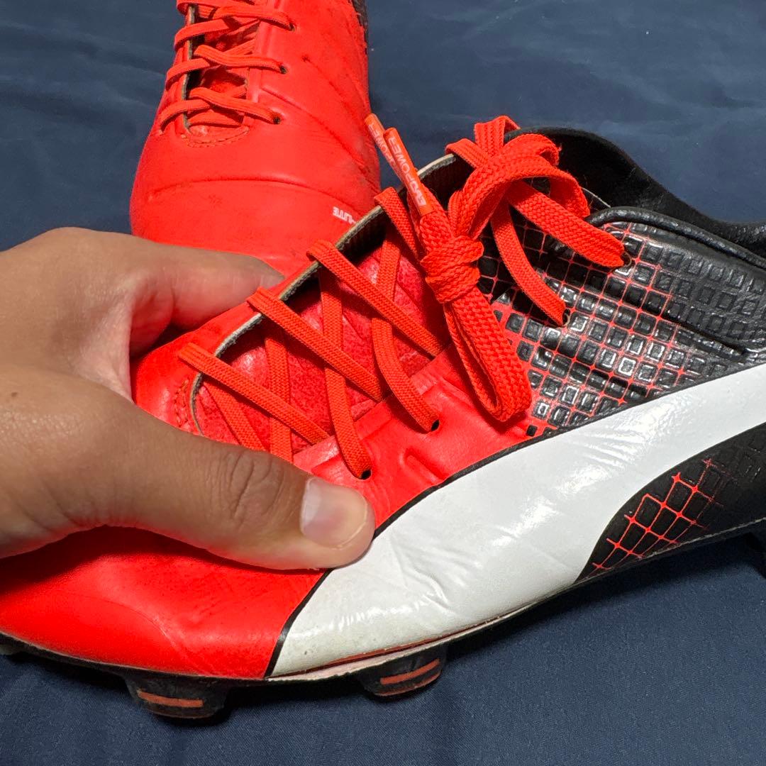 プーマエヴォパワー　サッカースパイクセット