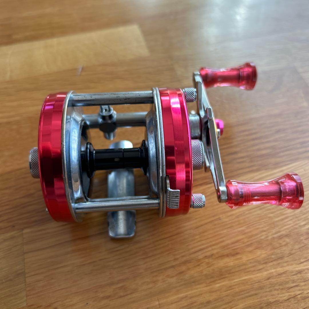 最終値下げ　アブガルシア　5500C ピンク