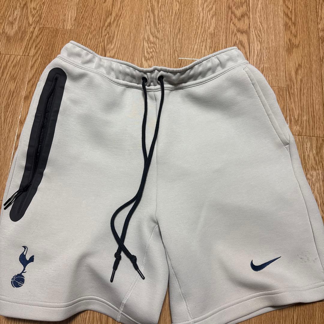 トッテナム・ホットスパー　Spurs テックフリース上下セットアップ 値下げ不可