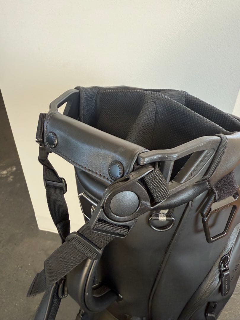 ベゼル　プレイヤー4.0 スタンド