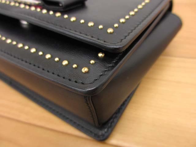 美品 フェラガモ 21G659 ヴァラ VARA ボウ BOW ショルダーバッグ