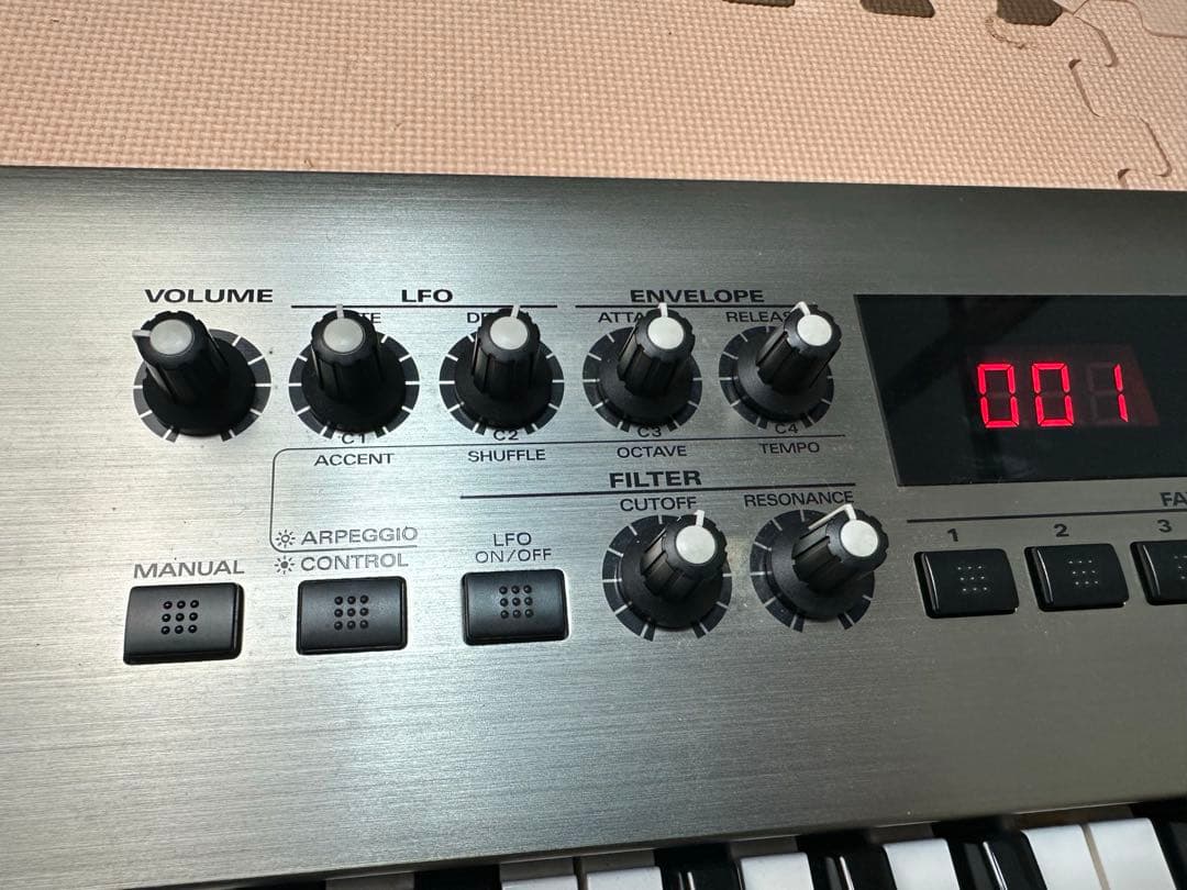 1-2////Roland RS-5 シンセサイザー
