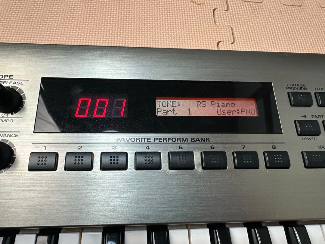 1-2////Roland RS-5 シンセサイザー