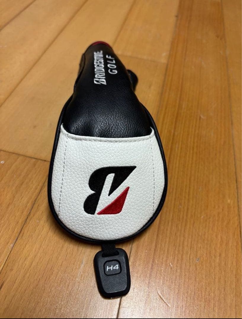 B2HT バンキッシュS ブリヂストン U4 ユーティリティ　ヘッドカバー有