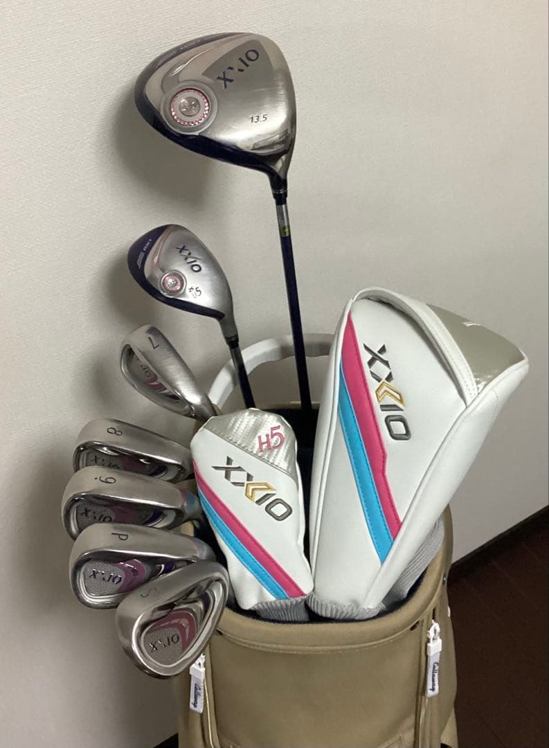 【希少】ゼクシオ10レディースLシャフト7本セット