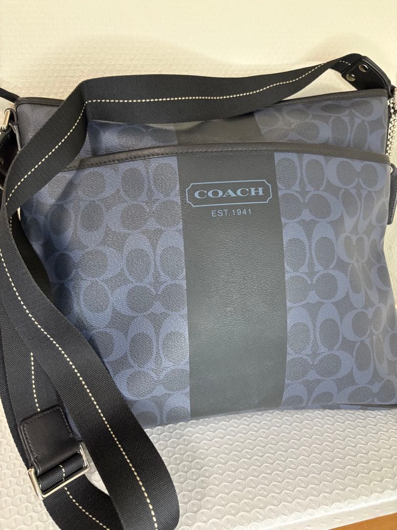 【新品未使用】COACH グレー ショルダーバッグ