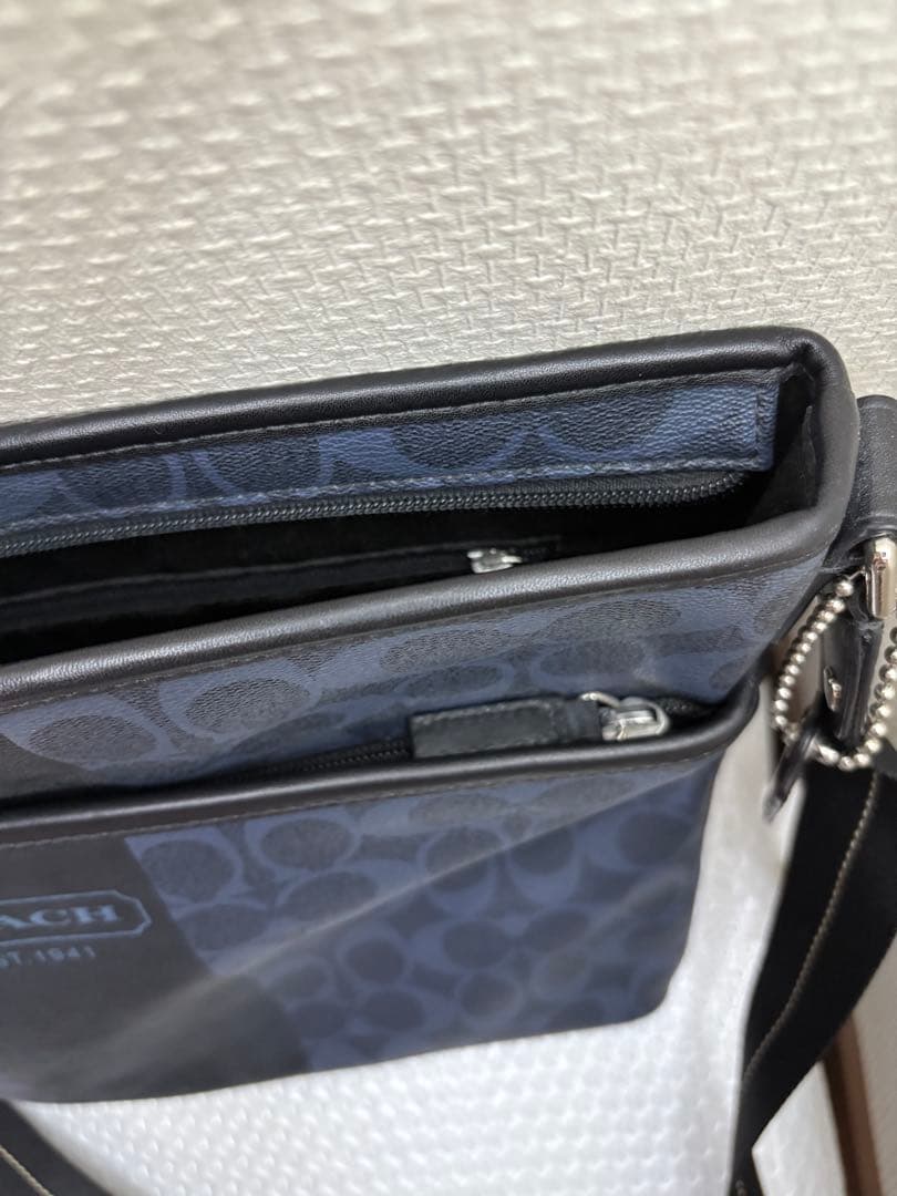 【新品未使用】COACH グレー ショルダーバッグ