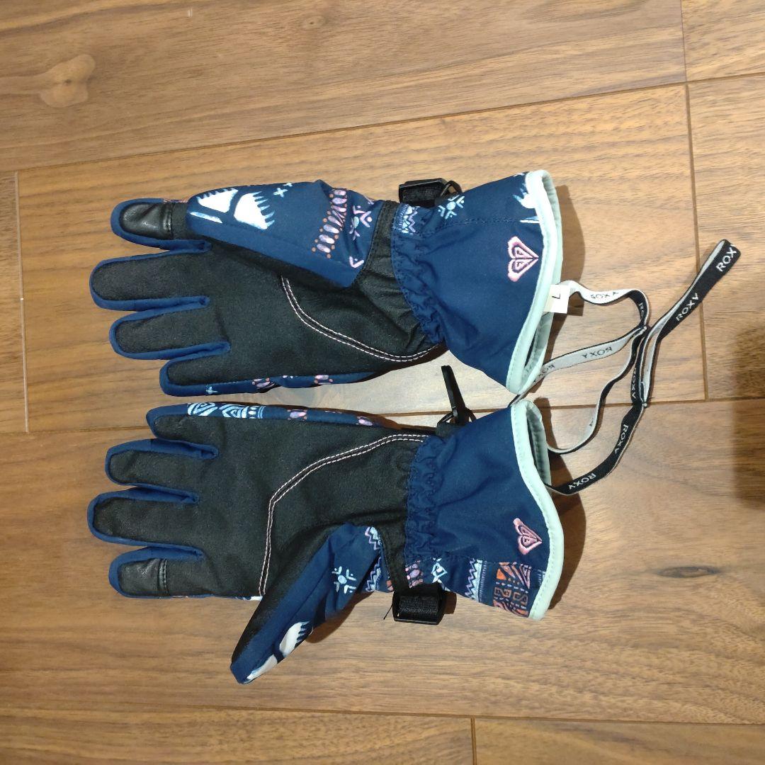 スキーウェアセット150センチ　ブーツ・手袋・ニット帽付き