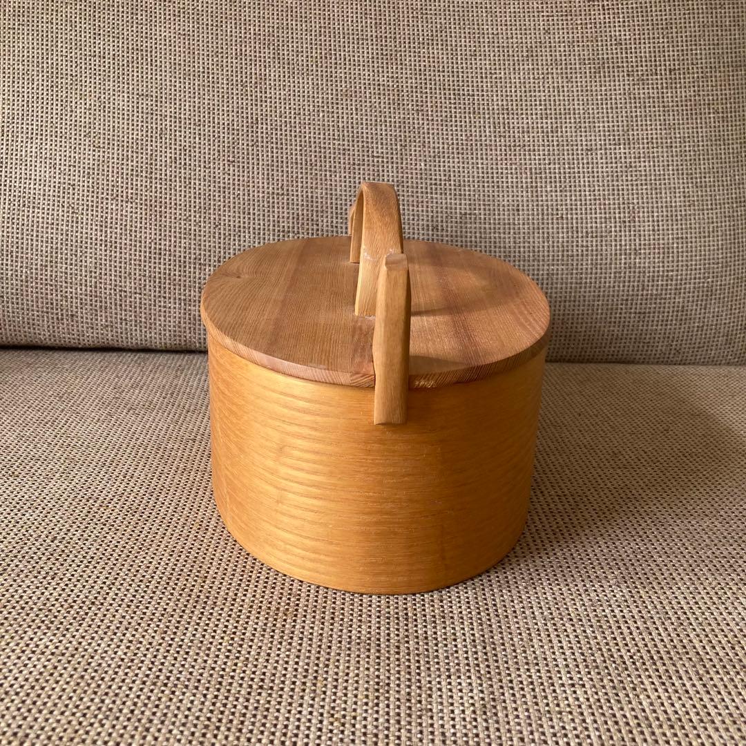 北欧アンティークSvepask(スヴェープアスク) スウェーデン仕掛け木箱