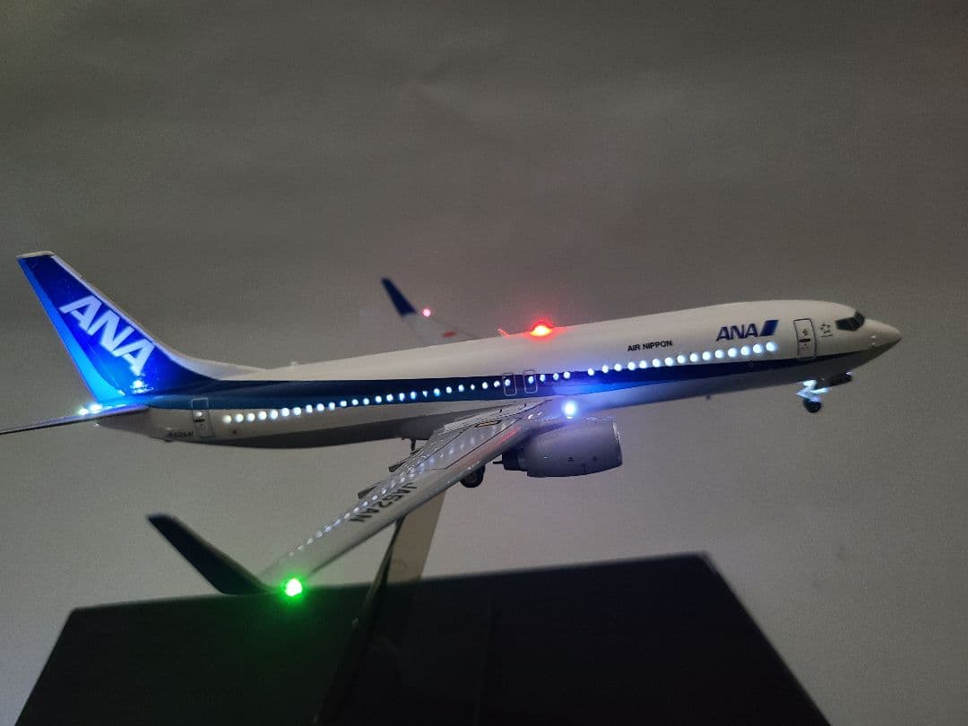 ANA BOEING 737-800 TRITON BLUE LED仕様完成品