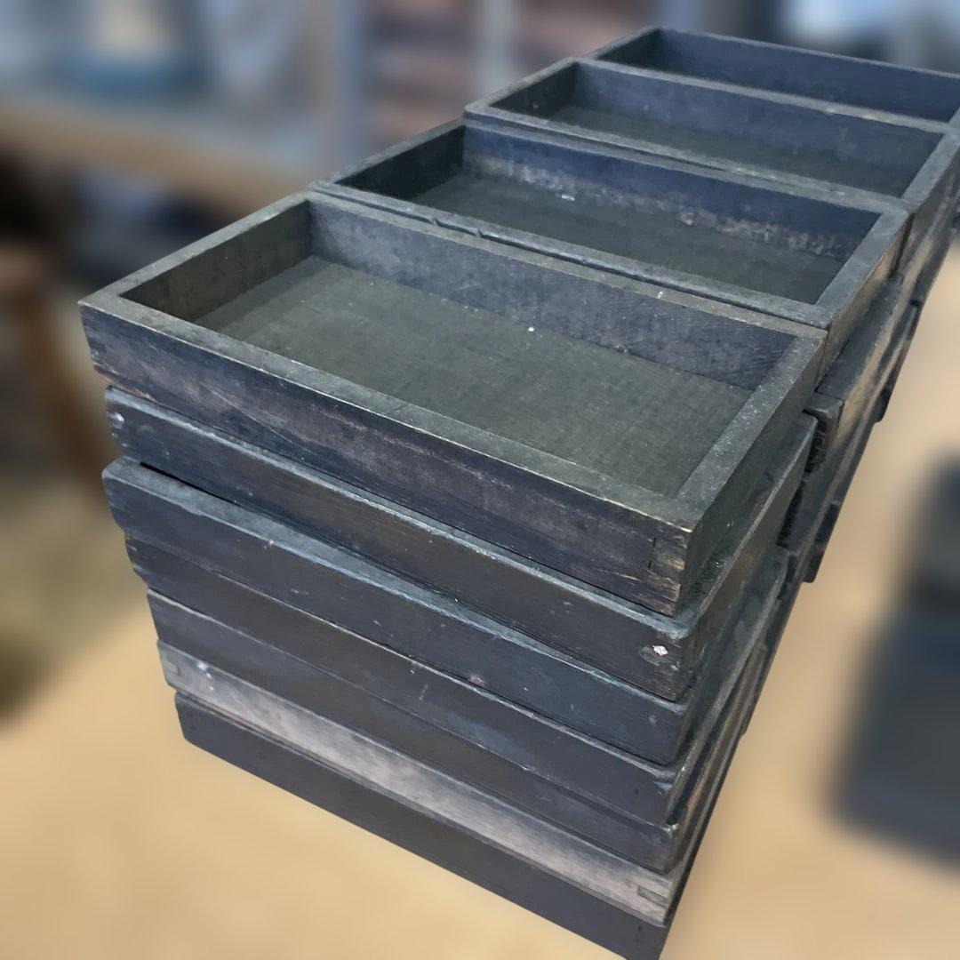 B30-1/活版印刷所で使われていた小箱（文選箱）30枚【古道具】