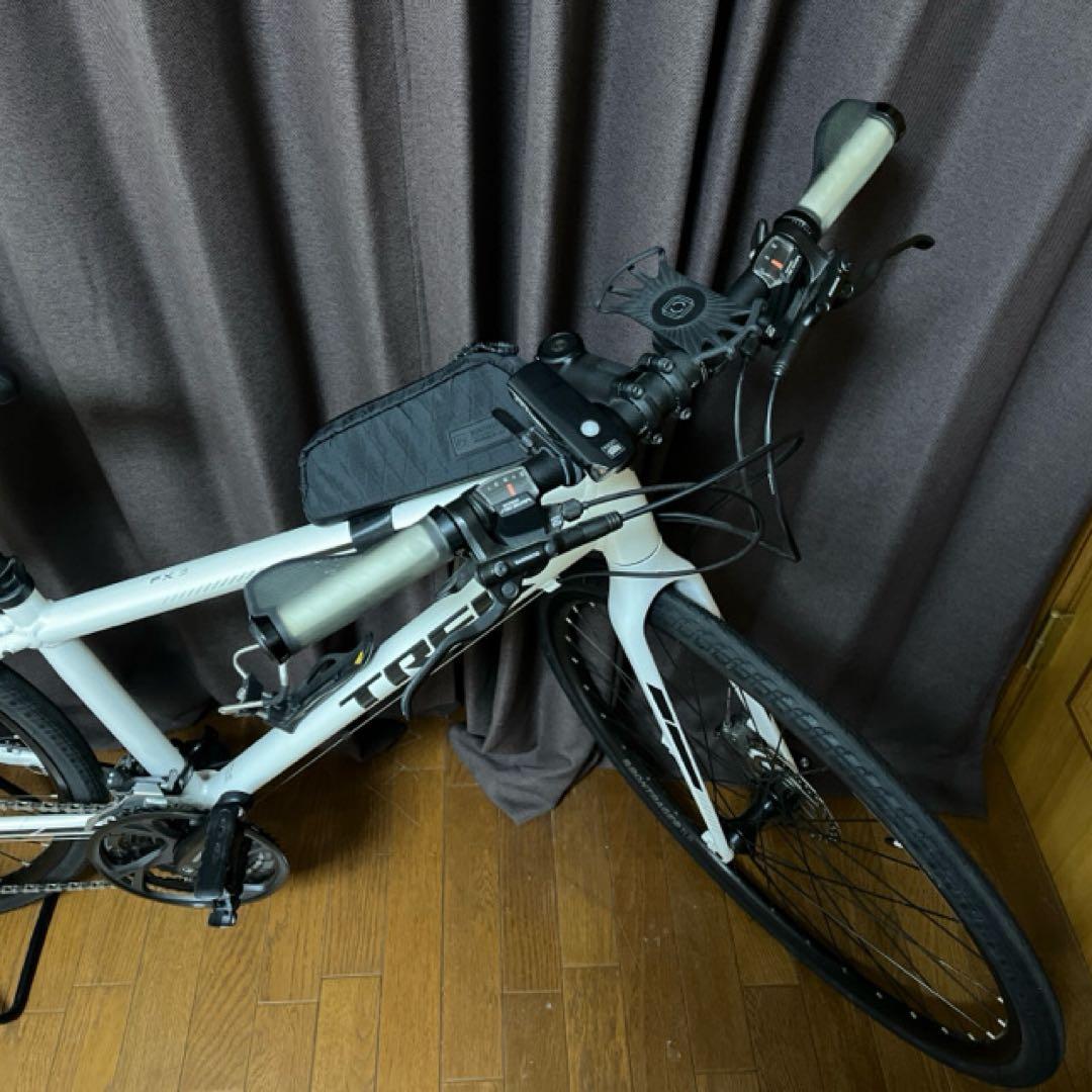 高田　Trek クロスバイク FX3Disk Sサイズ（美品）